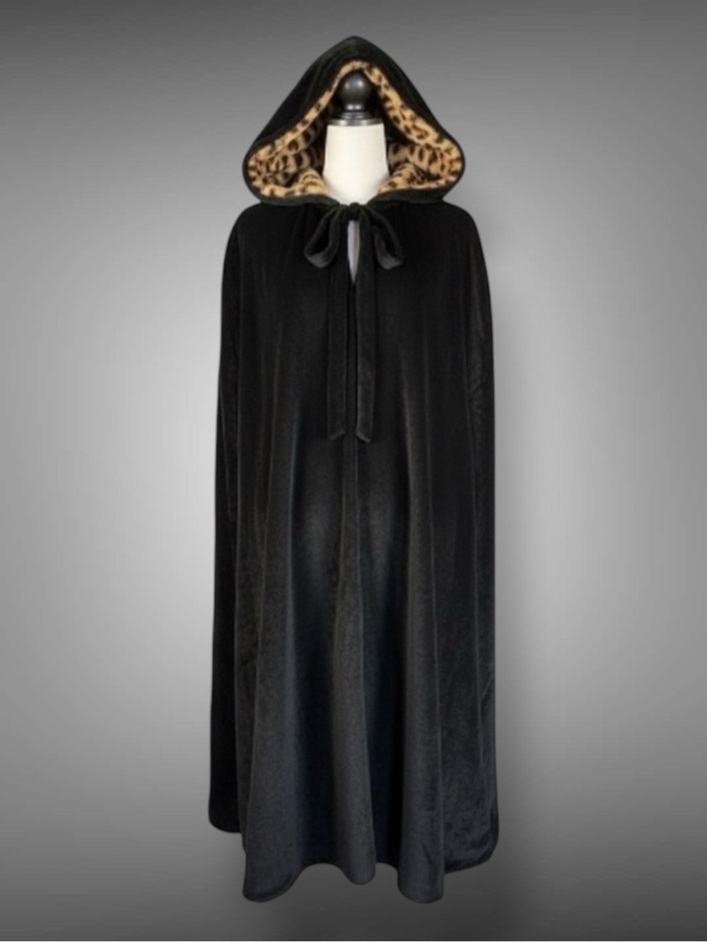 Collectif Cape Black Leopard Velvet Hooded Faux Fur Lined Whimsigoth XL/XXL